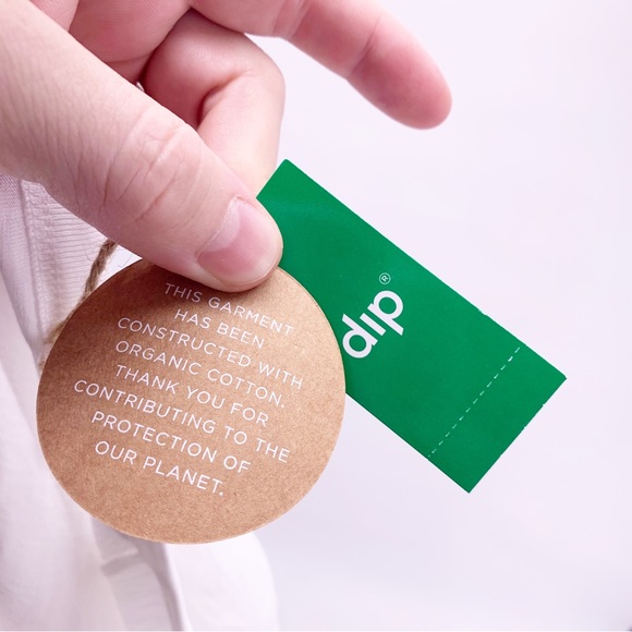 NEW Dip Women’s Basic Short Sleeve Fruit Graphic T-Shirt Size Small - Picture 9 of 10